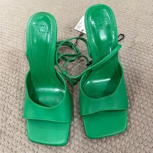 Zara Women's Vibrant Green Heels